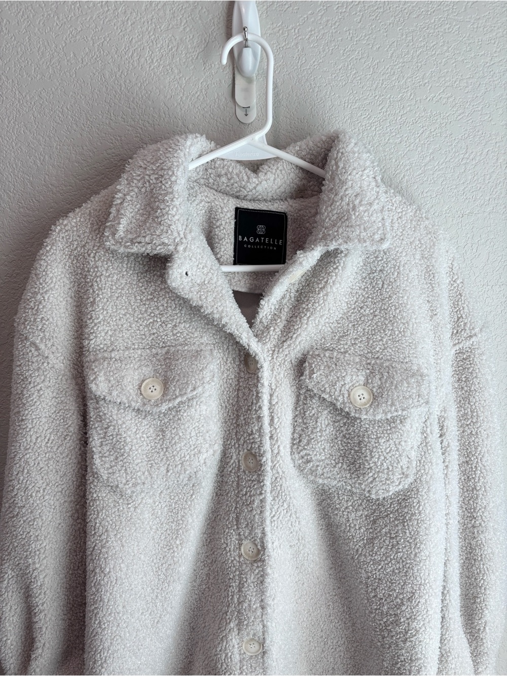 Bagatelle Faux Shearling Button Front Shirt Jacket Shacket Ivory Size Small - Picture 2 of 7